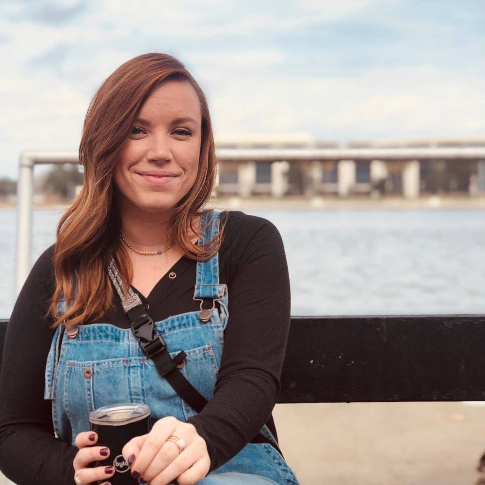 Meet your Posher, Laura
